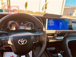 تۆیۆتا کراون